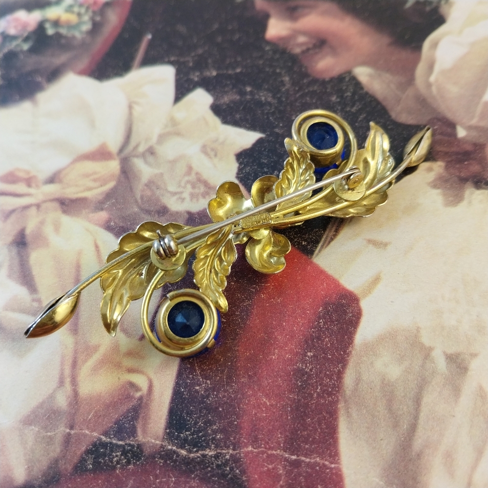 Sterling Silver and Blue Brooch - Picture 8 of 16